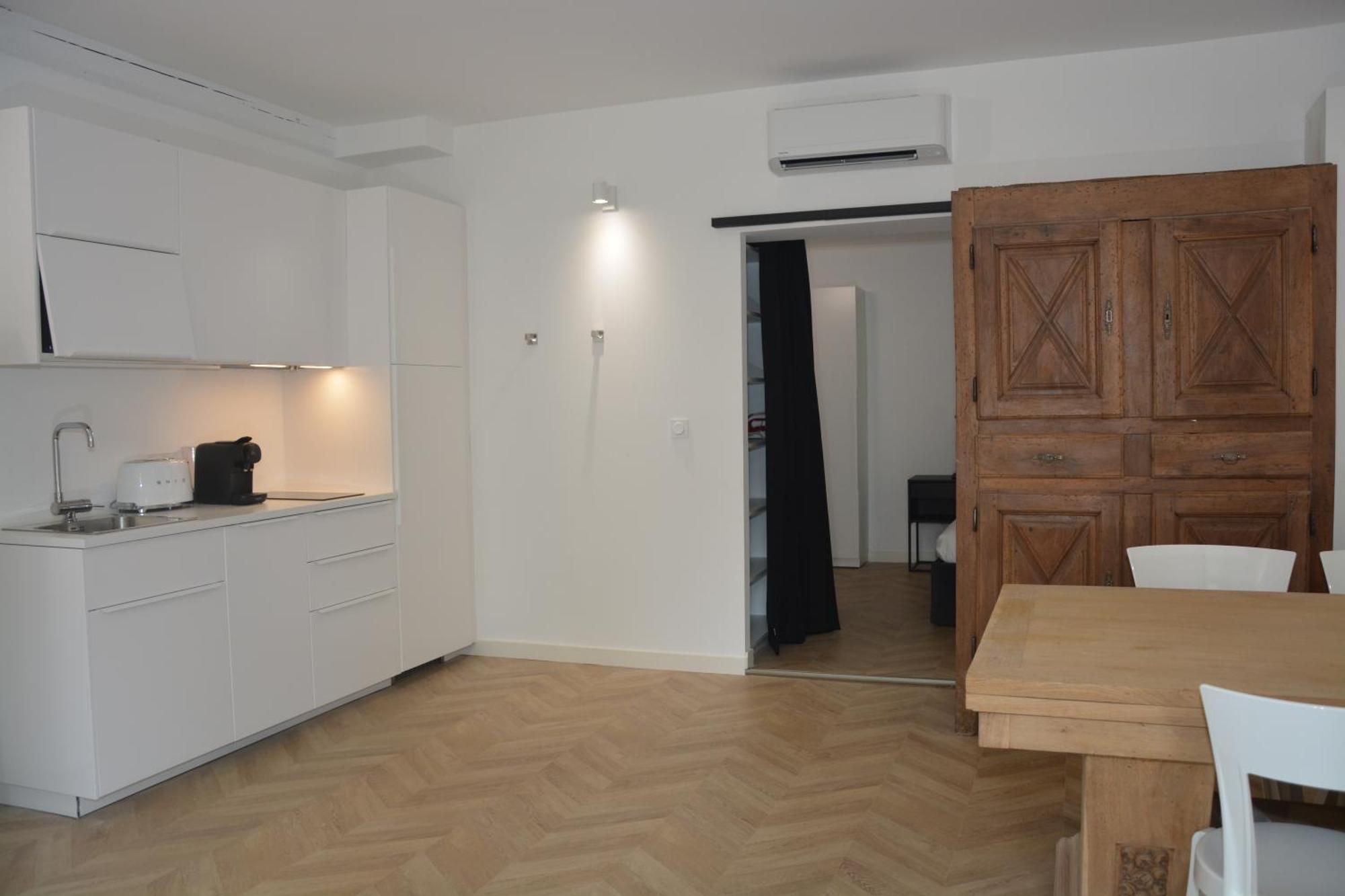 Maison Rascas - Centre Historique - Air Conditioning- Wifi 아비뇽 객실 사진